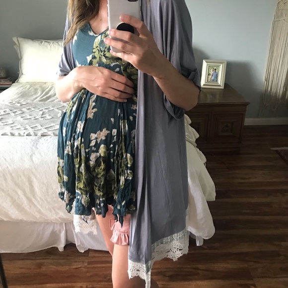 Plum Pretty Sugar Other - Plum Pretty Sugar Robe NWOT